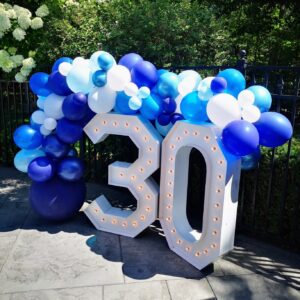 Pool Party: arch balloon arrangements in Vaughan