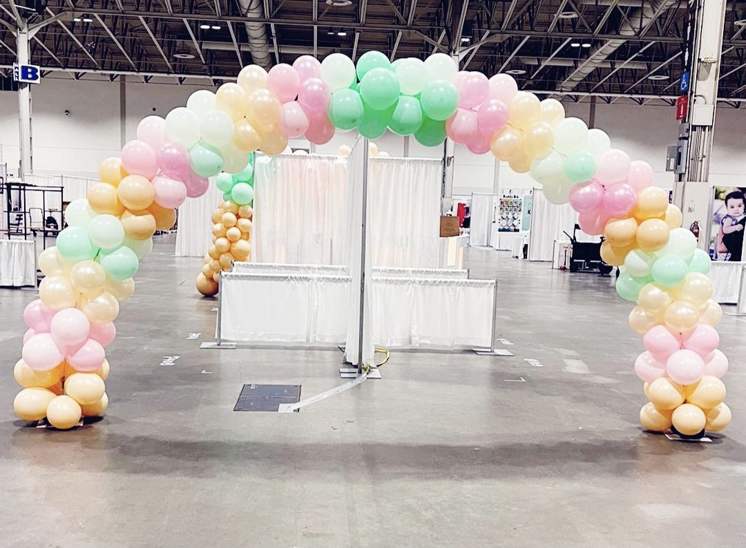 bowmanville balloon arch rental