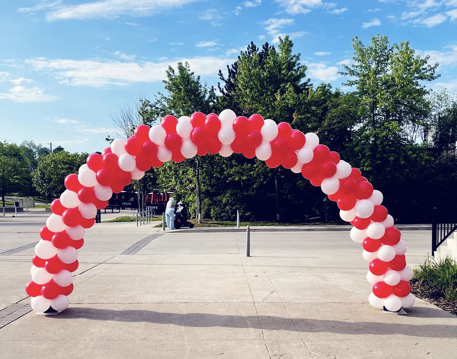 Kitchener ballon arch rental