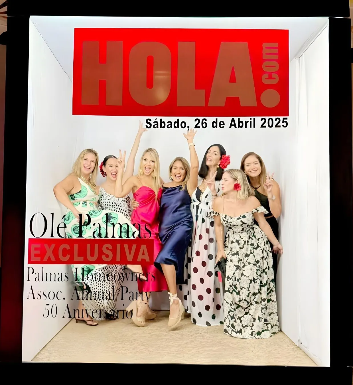 Magazine Photo Booth